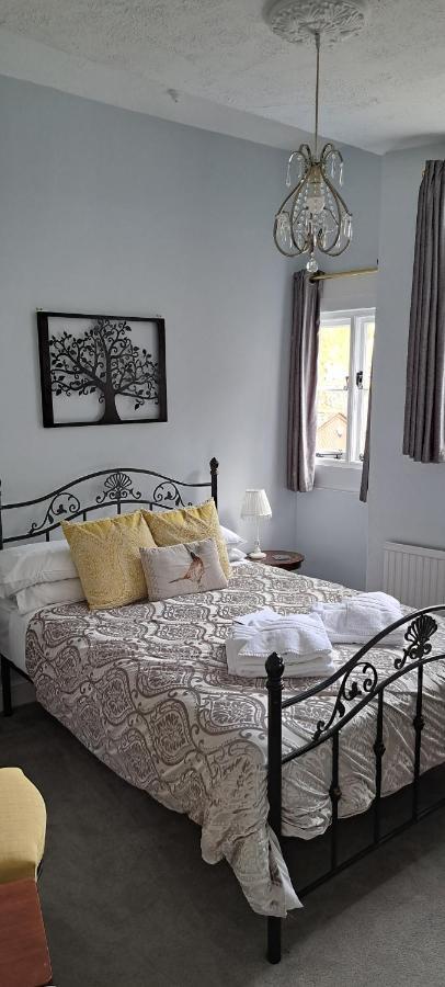 Orchard House Hotel Лінмут Екстер'єр фото