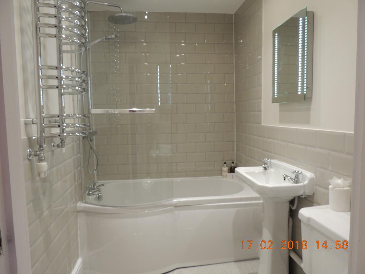 Orchard House Hotel Лінмут Екстер'єр фото
